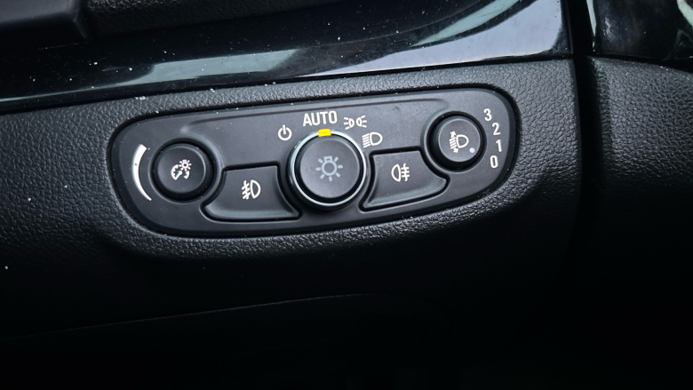 Vauxhall Mokka X 1.4T ecoTEC Active 5dr Petrol Hatchback